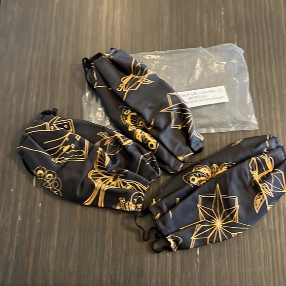 NEW Pinup Couture Face Mask - Stregheria Print (set of 3) - Picture 3 of 3